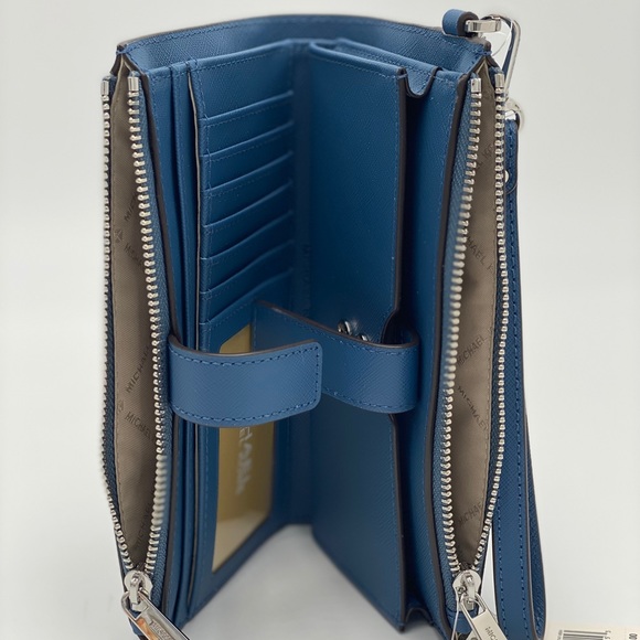 MICHAEL KORS LARGE DOUBLE ZIP WRISTLET WAllet Teal Color - Picture 12 of 16